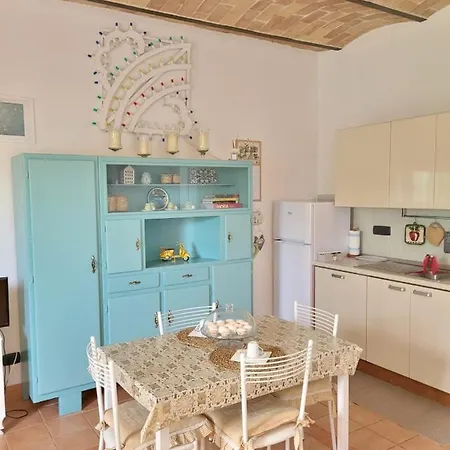 Melania Bed & Breakfast 4*