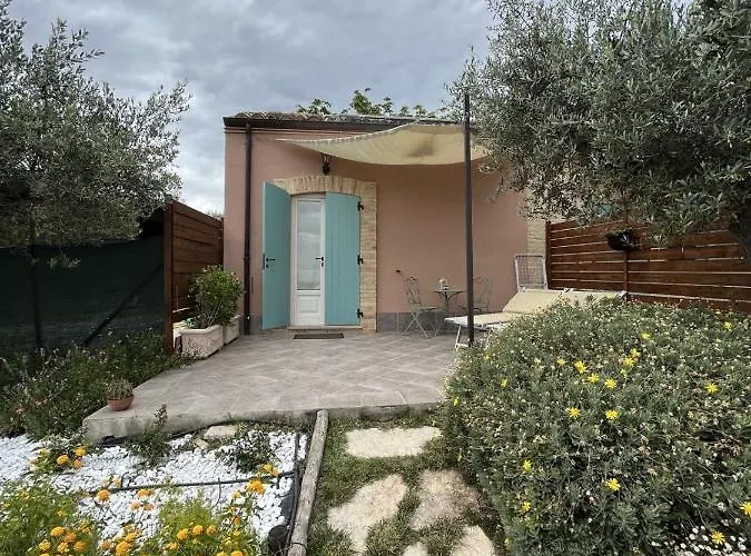 فندق مبيت وإفطار Melania فوساتشيزيا