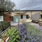 Melania Bed & Breakfast 4*