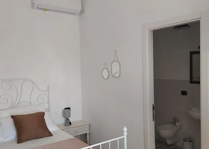 Melania Bed and breakfast