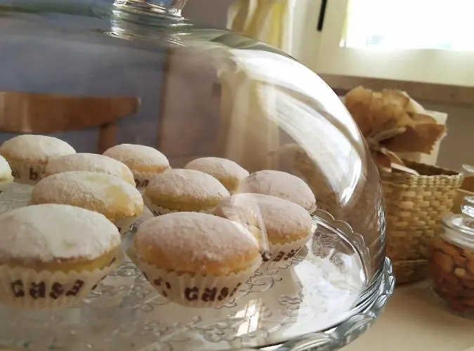 Melania Oda ve Kahvaltı 4*