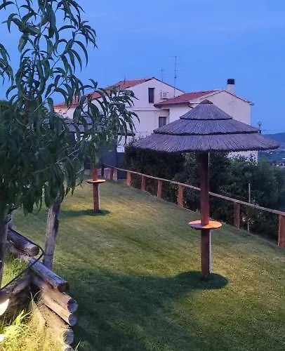 Melania Oda ve Kahvaltı Fossacesia