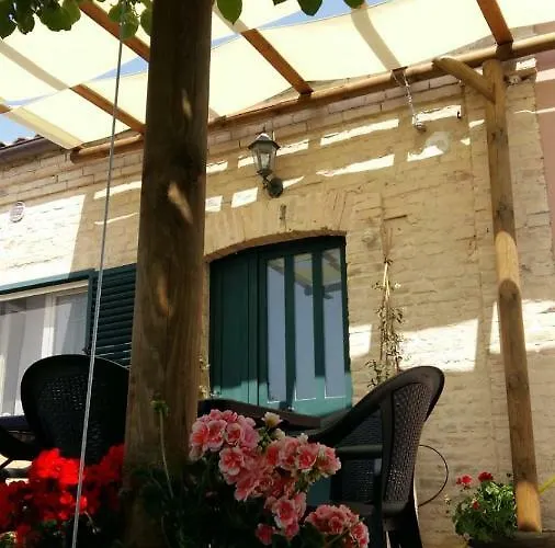 Oda ve Kahvaltı Melania